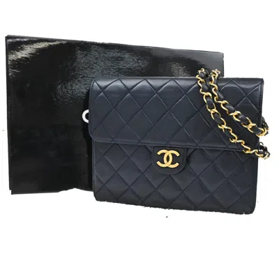 Pre-owned Chanel Flap Bag Leather Shoulder Bag () In Blue