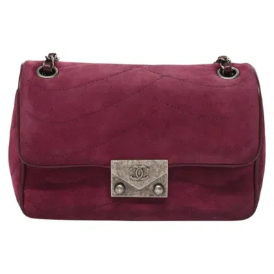 Pre-owned Chanel Flap Bag Suede Shoulder Bag () In White