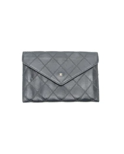 Pre-owned Chanel Flap Card Holder In Black