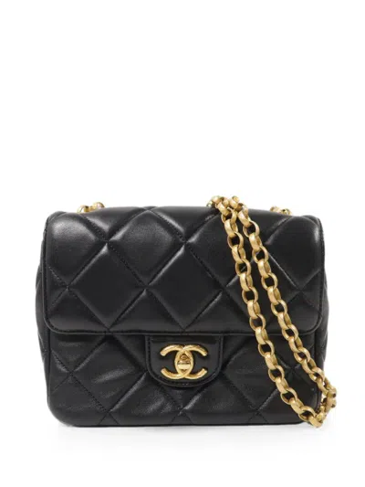 Pre-owned Chanel Flap Turn-lock Shoulder Bag In Black