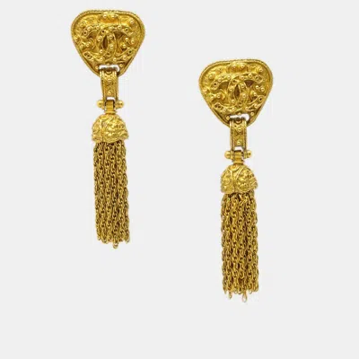 Pre-owned Chanel Fringe Dangle Earrings Clip-on Gold
