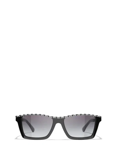 Chanel Full Frame Sunglasses In Black