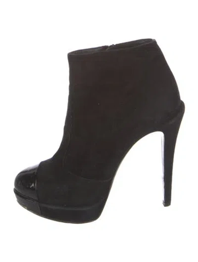 Pre-owned Chanel G27830 Interlocking Cc Logo Boots In Black