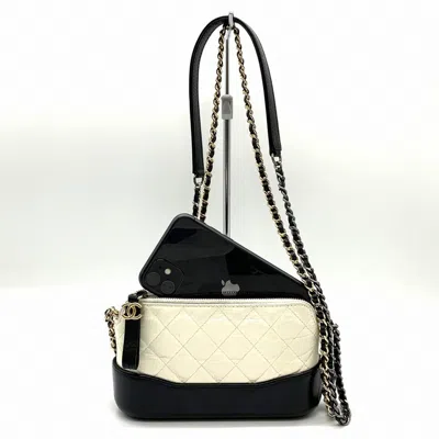 Pre-owned Chanel Gabriel White Leather Shoulder Bag ()