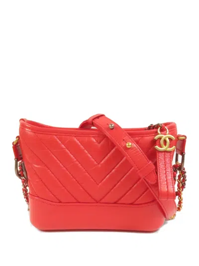 Pre-owned Chanel Gabrielle Chevron-quilted Calfskin Shoulder Bag In Red
