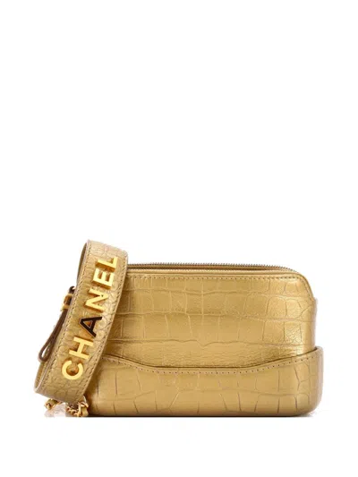 Pre-owned Chanel Gabrielle Logo Handle Double Zip Clutch With Chain Crocodile Embossed Calfskin Shoulder Bag In Gold