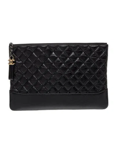 Pre-owned Chanel Gabrielle O-case In Black