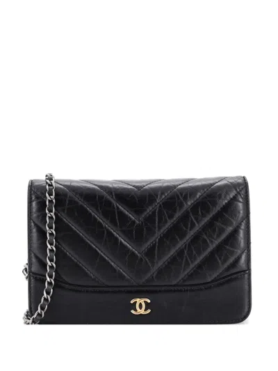 Pre-owned Chanel Gabrielle Wallet On Chain Chevron Aged Calfskin Crossbody Bag In Black