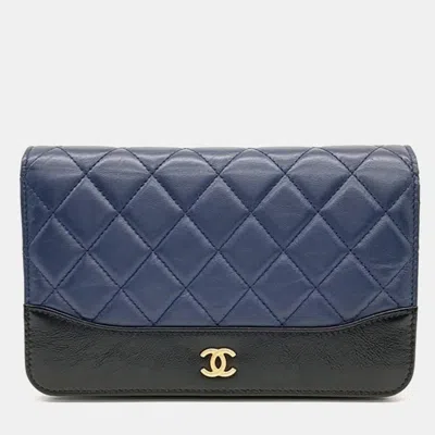 Pre-owned Chanel Gabrielle Woc Mini Crossbody Bag In Black