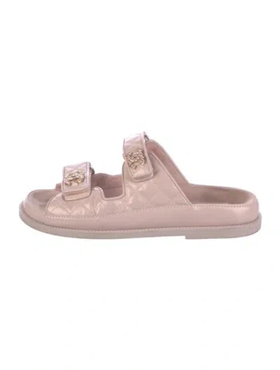 Pre-owned Chanel Gate No. 5 Interlocking Cc Logo Slides In Pink