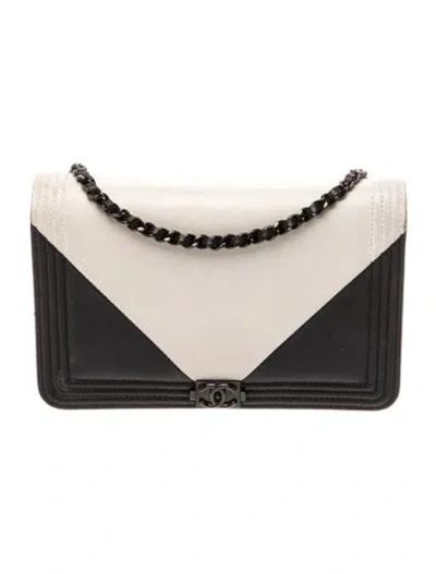 Pre-owned Chanel Geometric Boy Wallet On Chain In Neutral
