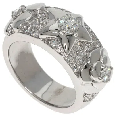Pre-owned Chanel Gold (18k) Band Ring () In Silver