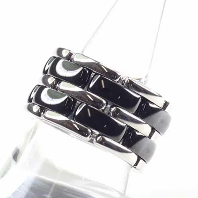 Pre-owned Chanel Gold Ceramic Gold (18k) Band Ring () In Black