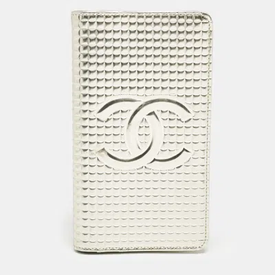 Pre-owned Chanel Gold Choco Bar Quilted Leather Address Book Wallet