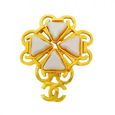 Pre-owned Chanel Gold Gold Plating Brooch () In Multi