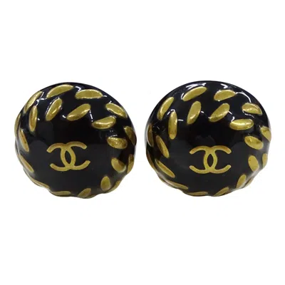 Pre-owned Chanel Gold Gold Plating Clip Earrings () In Multi