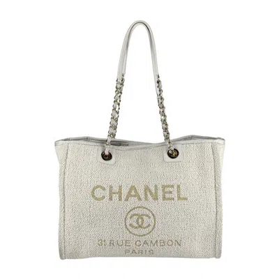 Pre-owned Chanel Gold Ivory Fabric Shoulder Bag ()