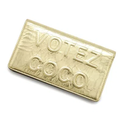 Pre-owned Chanel Gold Leather Long Wallet (bi-fold) ()