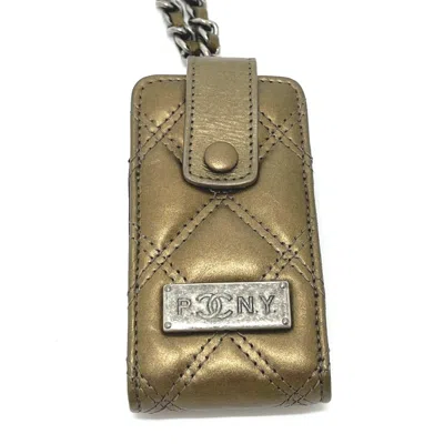 Pre-owned Chanel Gold Leather Shoulder Bag ()