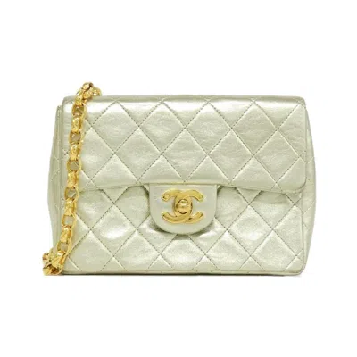 Pre-owned Chanel Gold Leather Shoulder Bag ()