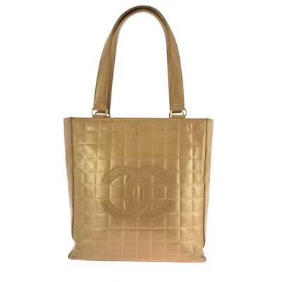 Pre-owned Chanel Gold Leather Shoulder Bag Tote Bag () In Sand