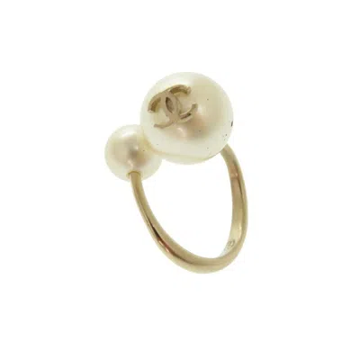 Pre-owned Chanel Gold Metal Band Ring ()