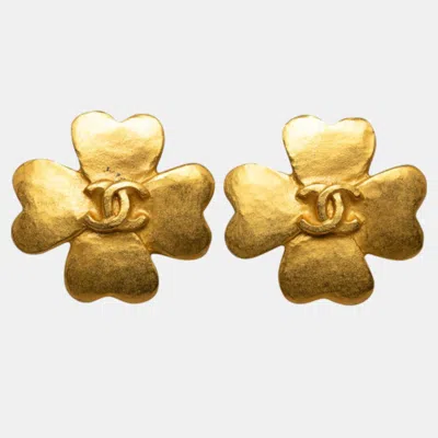 Pre-owned Chanel Gold Plated Cc Clover Stud Earrings