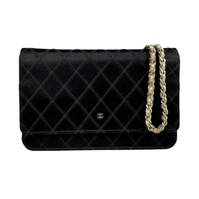 Pre-owned Chanel Gold Satin Leather Chain/shoulder Wallet () In Multi