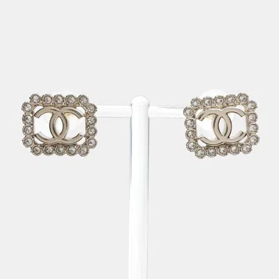 Pre-owned Chanel Gold Tone Earrings In Multi