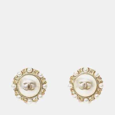 Pre-owned Chanel Gold Tone Faux Pearl Cc Logo Stud Earrings