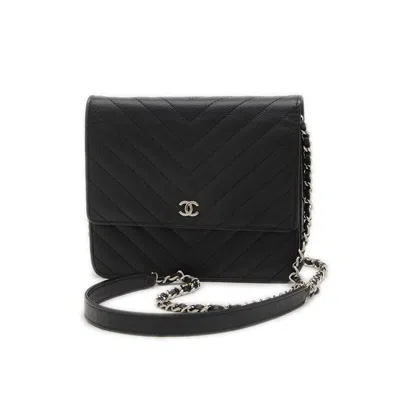 Pre-owned Chanel Grained Calfskin Chain/shoulder Wallet () In Black