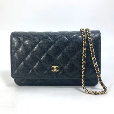 Pre-owned Chanel Grained Calfskin Chain/shoulder Wallet () In Black