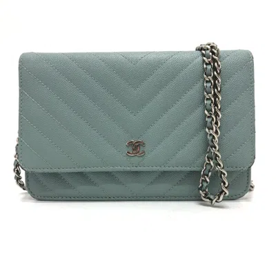 Pre-owned Chanel Grained Calfskin Chain/shoulder Wallet () In Blue