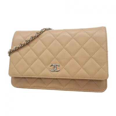 Pre-owned Chanel Grained Calfskin Chain/shoulder Wallet () In Sand