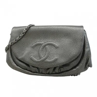 Pre-owned Chanel Grained Calfskin Chain/shoulder Wallet () In Silver