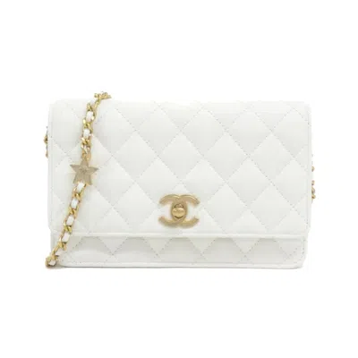 Pre-owned Chanel Grained Calfskin Chain/shoulder Wallet () In White