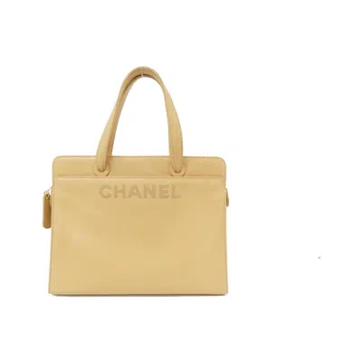 Pre-owned Chanel Grained Calfskin Handbag () In Sand