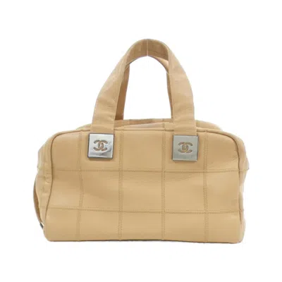 Pre-owned Chanel Grained Calfskin Handbag () In Sand