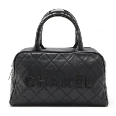 Pre-owned Chanel Grained Calfskin Leather Handbag () In Black