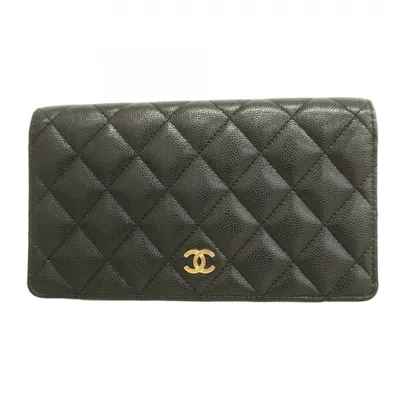 Pre-owned Chanel Grained Calfskin Long Wallet (bi-fold) () In Black