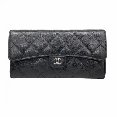 Pre-owned Chanel Grained Calfskin Long Wallet (bi-fold) () In Black