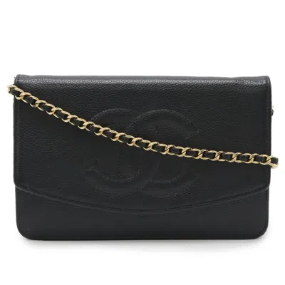 Pre-owned Chanel Grained Calfskin Pochette Shoulder Bag () In Black