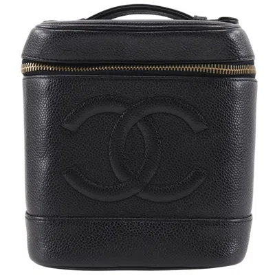 Pre-owned Chanel Grained Calfskin Pouch () In Black