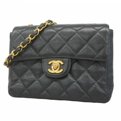 Pre-owned Chanel Grained Calfskin Shoulder Bag () In Black