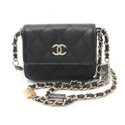 Pre-owned Chanel Grained Calfskin Shoulder Bag () In Black