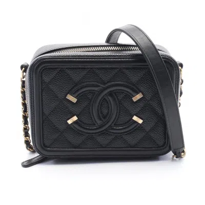 Pre-owned Chanel Grained Calfskin Shoulder Bag () In Black