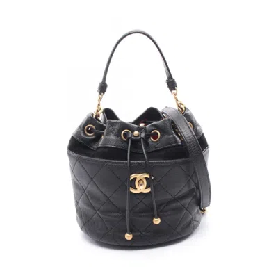 Pre-owned Chanel Grained Calfskin Shoulder Bag () In Black
