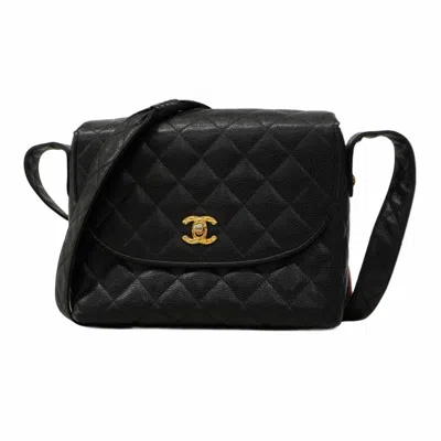 Pre-owned Chanel Grained Calfskin Shoulder Bag () In Black