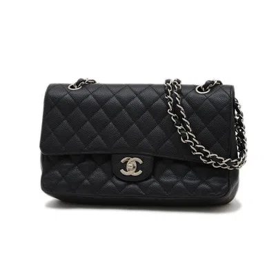 Pre-owned Chanel Grained Calfskin Shoulder Bag () In Black