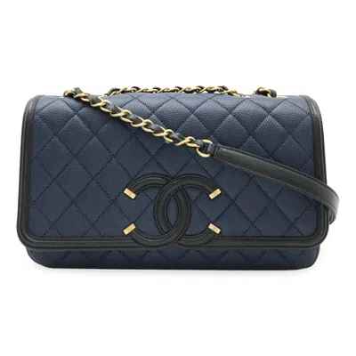 Pre-owned Chanel Grained Calfskin Shoulder Bag () In Blue